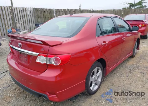 2011 Toyota Corolla S z USA, uszkodzony, nr VIN 2T1BU4EE6BC598323